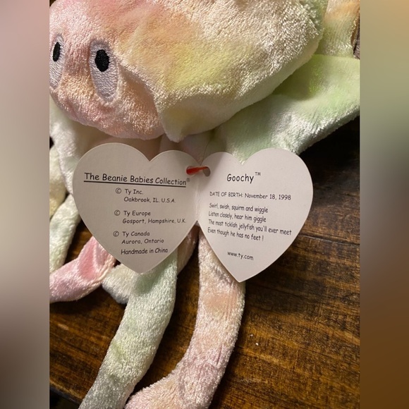 Goochy The Jellyfish - Picture 3 of 3